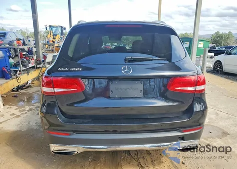 2017 Mercedes-Benz Glc 300 from USA, damaged, VIN WDC0G4JB3HV002305